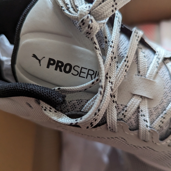 New Men's Puma sz 7 in Box - Picture 2 of 6